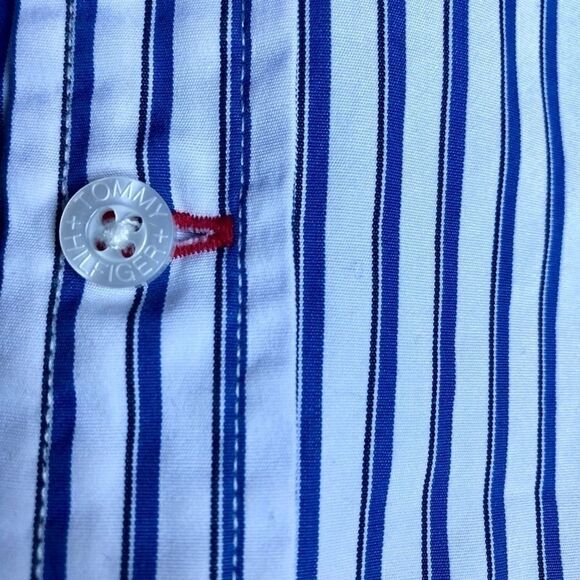 3/$25 TOMMY HILFIGER BUTTON DOWN SHIRT SIZE 8 - Picture 6 of 9